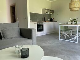 Grosse Ferienwohnung mit Garten, Saal
