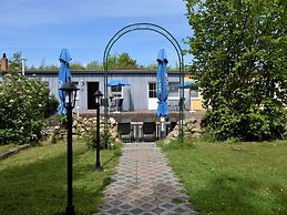 Charmante Ferienwohnung mit Garten in Wiek
