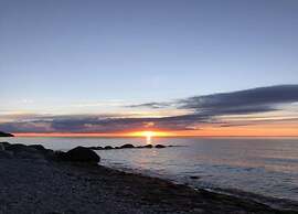 Spacious Bungalow near Sea in Grundshagen