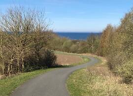 Spacious Bungalow near Sea in Grundshagen