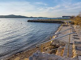 Sea-view Apartment With Garden