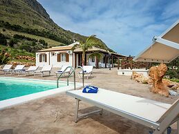 Belvilla by OYO Mari e Monti 4