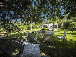 Cozy Sicilian Home Near Beach