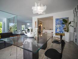 Cozy Sicilian Home Near Beach