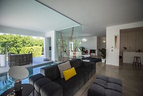 Villa in Terrasini With Pool Near Magaggiari Beach