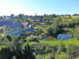 Roomy Apartment in Lichtenhain With Pond