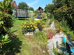 Wohnung in Lichtenhain mit Teich