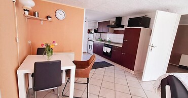 Einladender Bungalow in Kropelin mit Terrasse