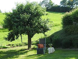 Apartment in Deifeld With Garden