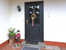 Apartment in Deifeld With Garden