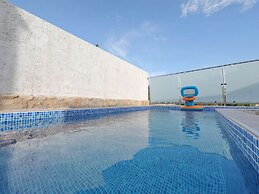 Modern Apartment With Private Pool in Maslenica