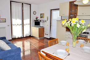 Tasteful Holiday Home in Sirmione With Pool