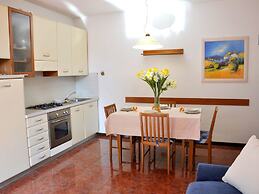 Tasteful Holiday Home in Sirmione With Pool