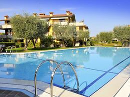 Tasteful Holiday Home in Sirmione With Pool