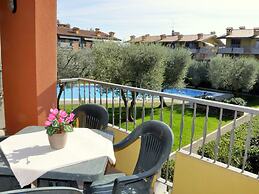 Tasteful Holiday Home in Sirmione With Pool