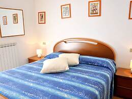 Tasteful Holiday Home in Sirmione With Pool