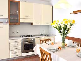 Tasteful Holiday Home in Sirmione With Pool