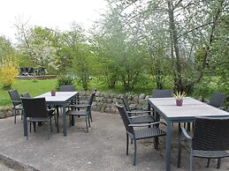 Charmante Ferienwohnung mit Garten und nah am Meer