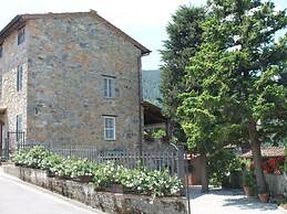 Modern Villa With Private Pool and Fenced Garden Near Lucca