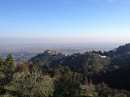 Modern Villa With Private Pool and Fenced Garden Near Lucca