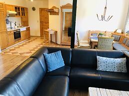 Geraeumige Wohnung in Dargun mit Pool