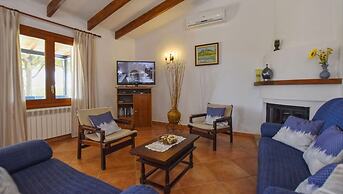 Belvilla by OYO Tabou