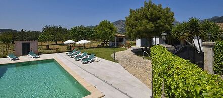 Belvilla by OYO Tabou