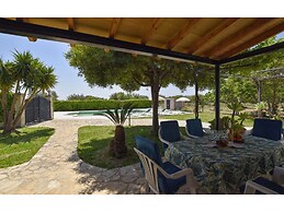 Country House in Selva With Private Pool