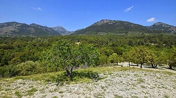 Belvilla by OYO Tabou