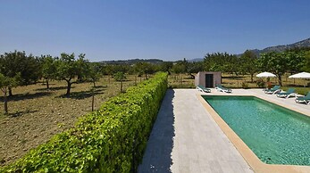 Belvilla by OYO Tabou