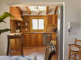 Belvilla by OYO Tabou