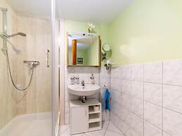 Holiday Flat in the Countryside in Grundshagen