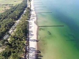 Apartment in a Stylish House in the Countryside Near the Sea