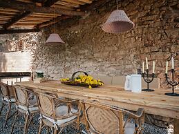 Belvilla by OYO Els Llacs