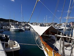 Charming Holiday Home Nearby Estepona With sea Views and Golf Opportun