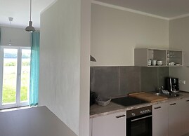 Grosszuegige Ferienwohnung mit Garten