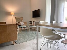 Grosszuegige Ferienwohnung mit Garten