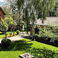 Grosszuegige Ferienwohnung mit Garten