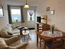 Charmante Ferienwohnung mit Garten in Wiek