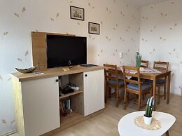 Charmante Ferienwohnung mit Garten in Wiek