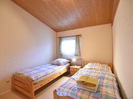 Lovely Bungalow near Sea in Elmenhorst