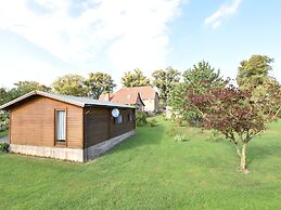 Lovely Bungalow near Sea in Elmenhorst