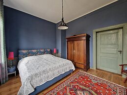 Charming Apartment With Terrace in Steffenshagen