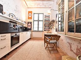 Charming Apartment With Terrace in Steffenshagen