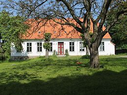 Holiday Apartment in Steffenshagen With Garden