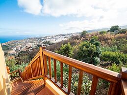 Nature Meets Luxury in Nice Apartment near Tenerife Coastline