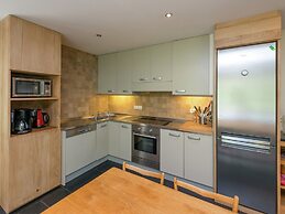 Beautiful Holiday Home in Redu With Whirlpool