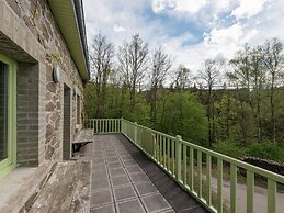 Beautiful Holiday Home in Redu With Whirlpool