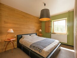 Beautiful Holiday Home in Redu With Whirlpool