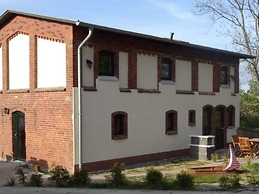 Elegant Mansion in Bastorf near Sea